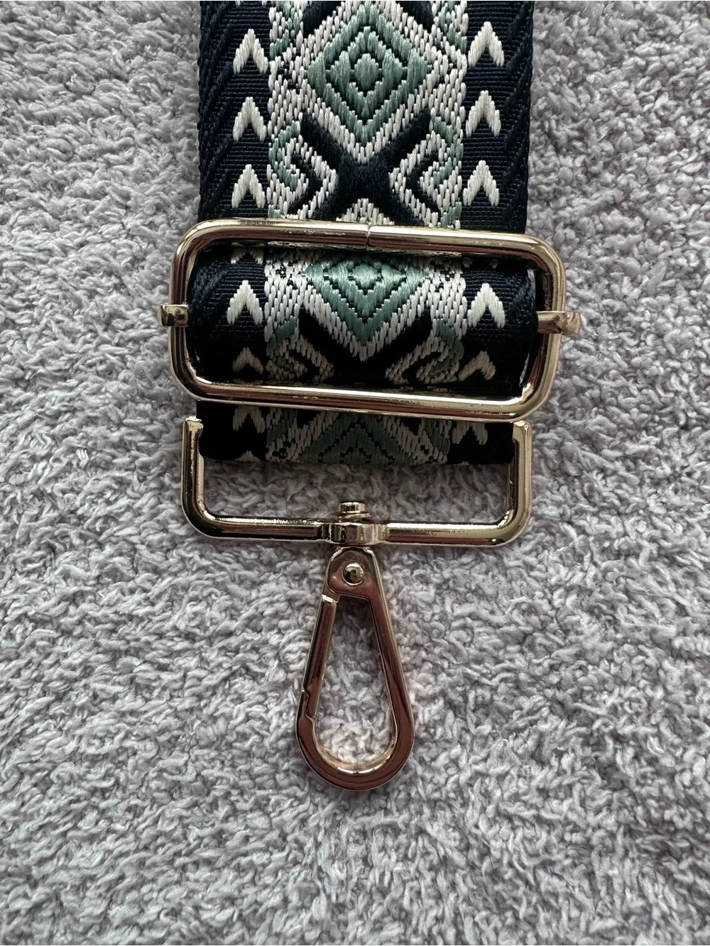 NEW Adjustable Geometric Woven Bag Strap in Black and Light Green - Picture 3 of 4